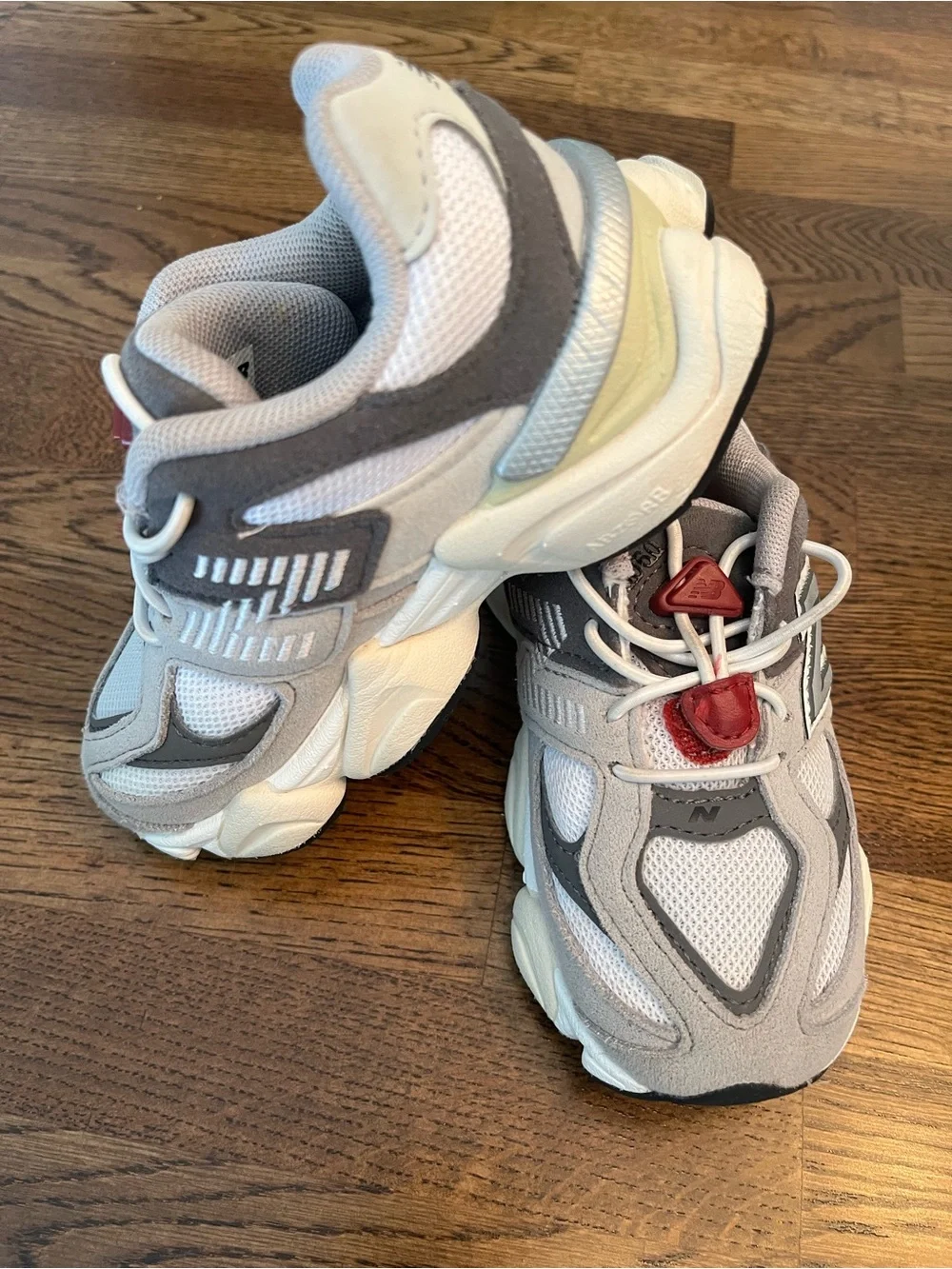 New Balance Kids 9060 Lace-Toggle Sneakers in the Color Raincloud w/ Castlerock